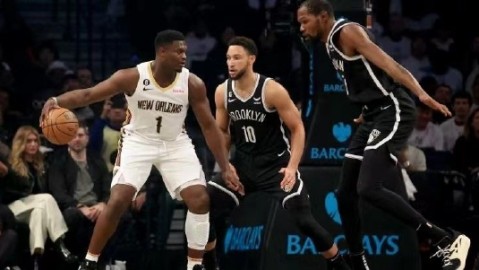 篮网VS鹈鹕残阵对决！谁能卡位战中破局？