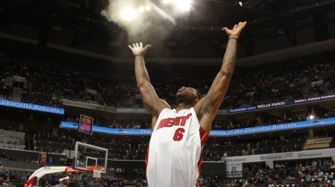 回望二零一一：热火三巨头大战山猫，那些让人热血沸腾的瞬间