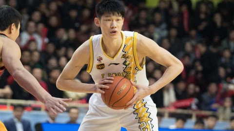 浙江德比烽烟起，广厦力克同城劲敌豪取七连胜