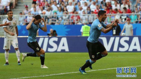 卡塔尔世界杯葡萄牙2-0复仇乌拉圭，B费双响C罗“影子”闪耀